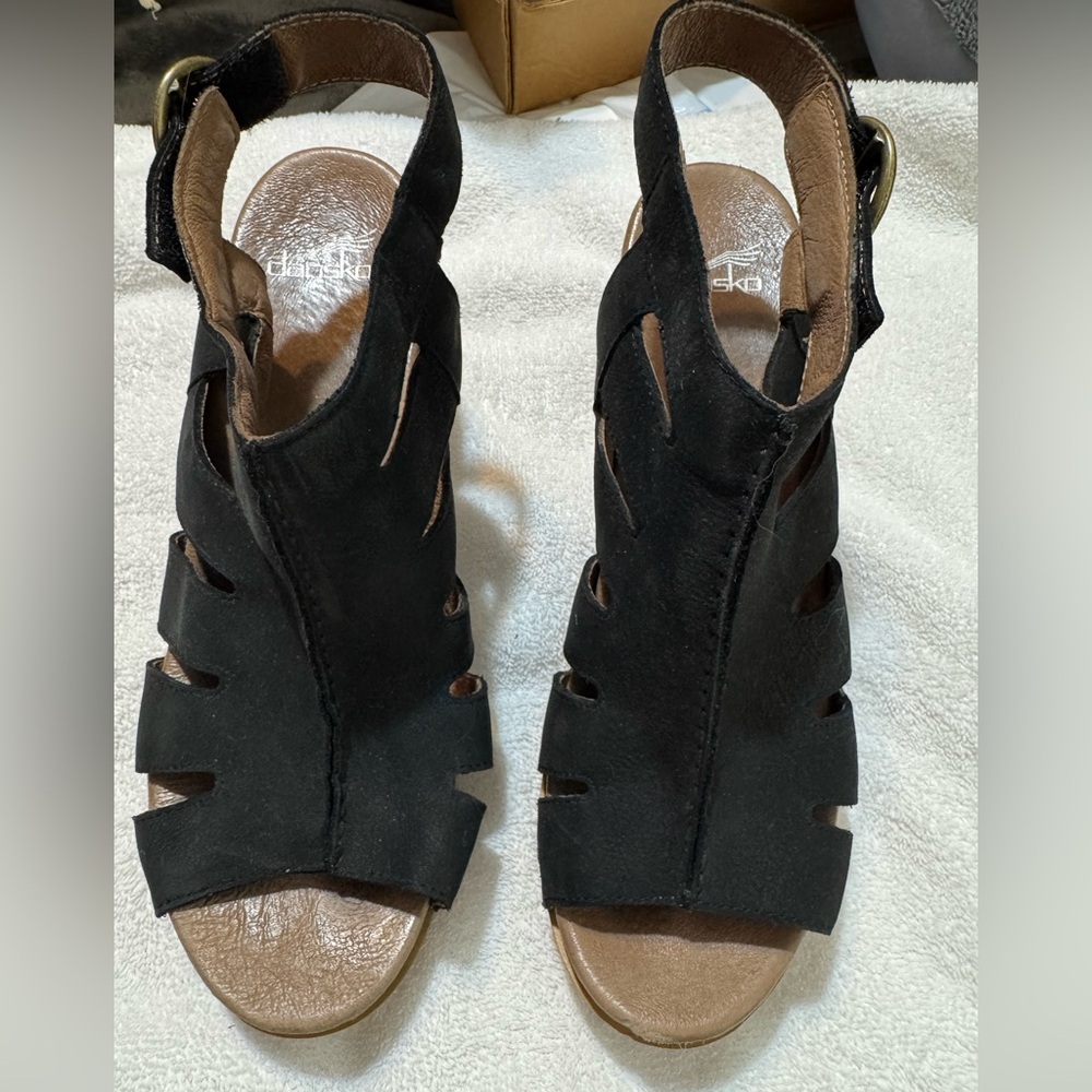 Black Suede Cutout Women’s Sandals - Comfort Heel